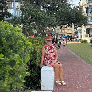 Meet your Posher, Yllka